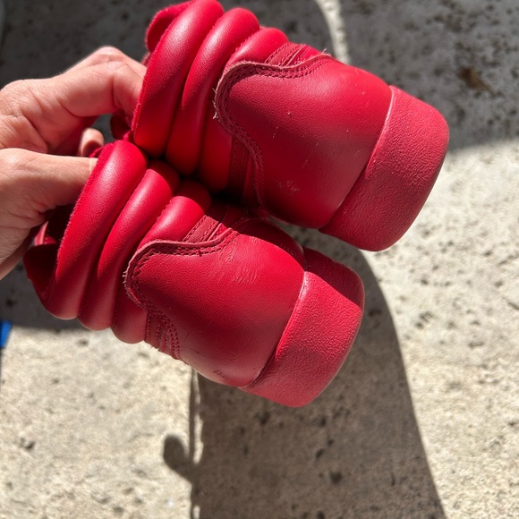 Reebok Freestyle Hi Vibrant Red Sneakers ❤️💋 - Picture 3 of 12
